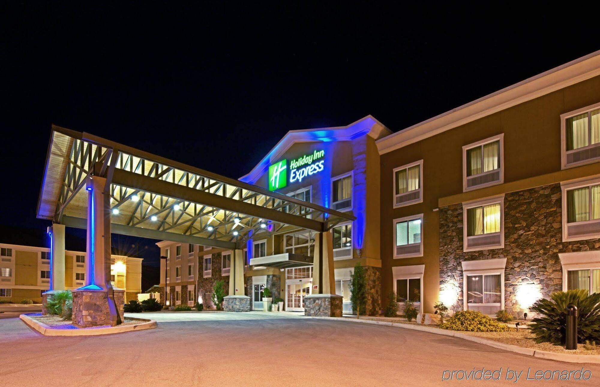 Holiday Inn Express Sierra Vista By Ihg Εξωτερικό φωτογραφία
